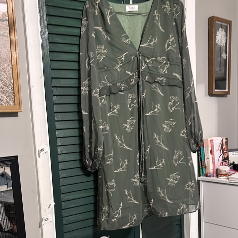 Green Tie Front V-Neck Sundress with Bishop Sleeves